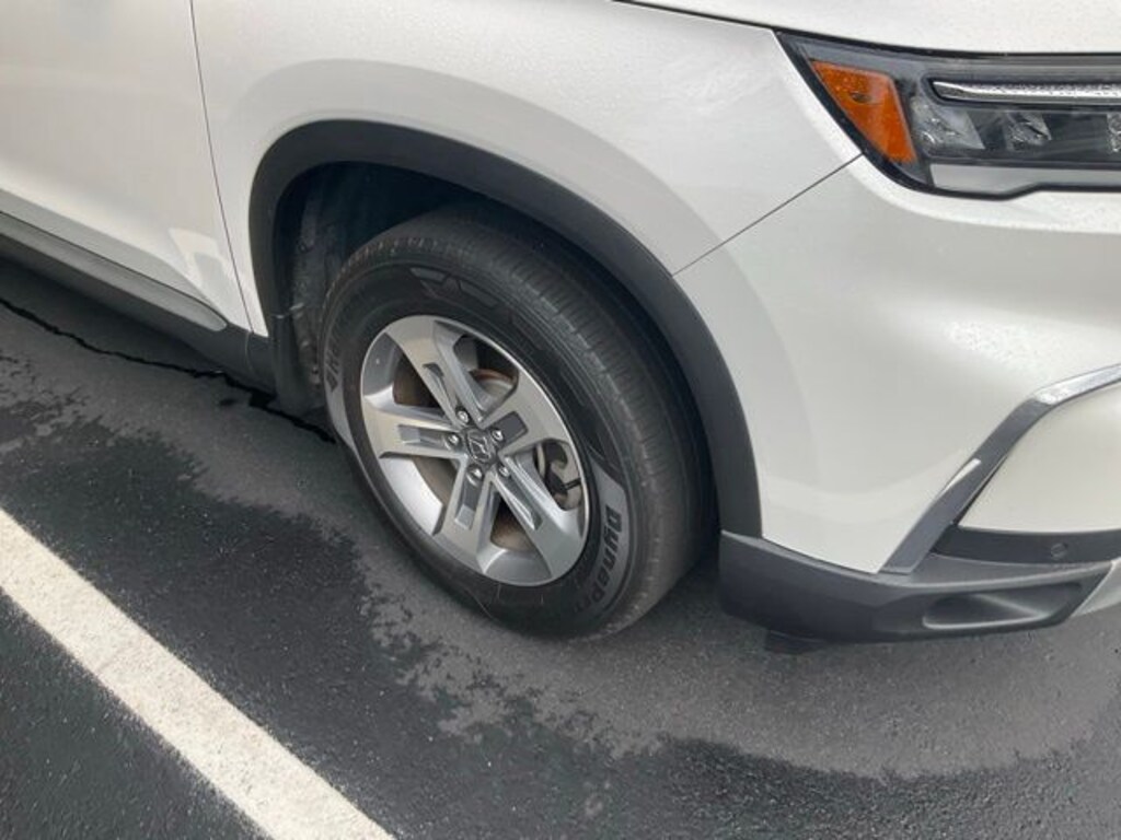 Used 2025 Honda Pilot EX-L SUV