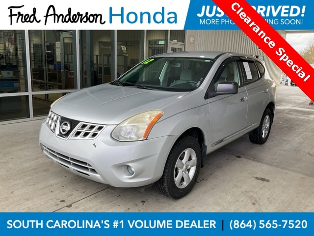 2012 Nissan Rogue S's photo