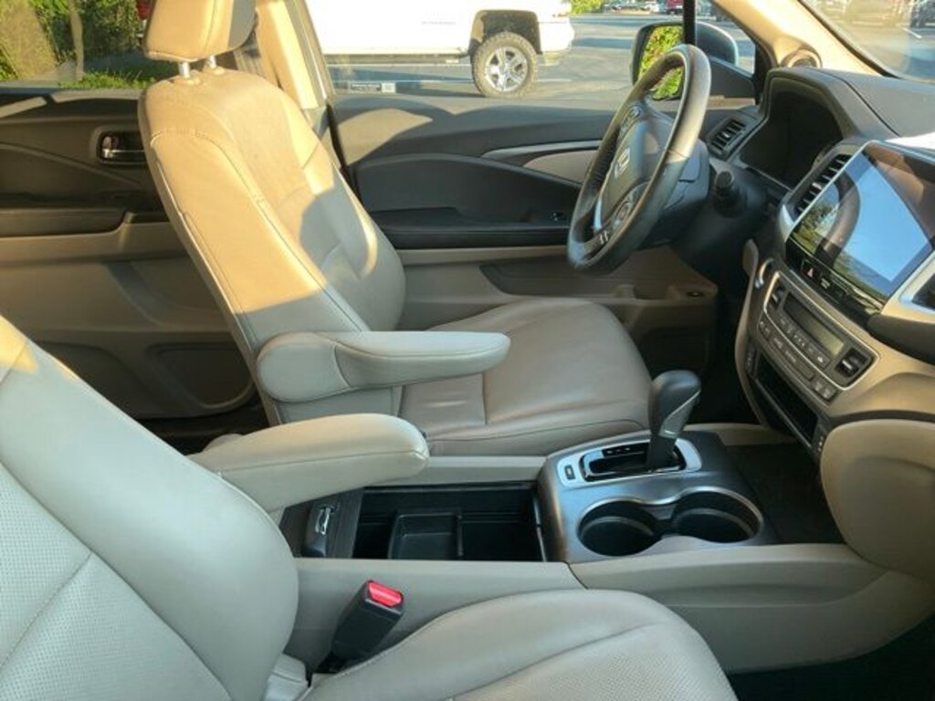 Used 2017 Honda Ridgeline RTL-T FWD Truck