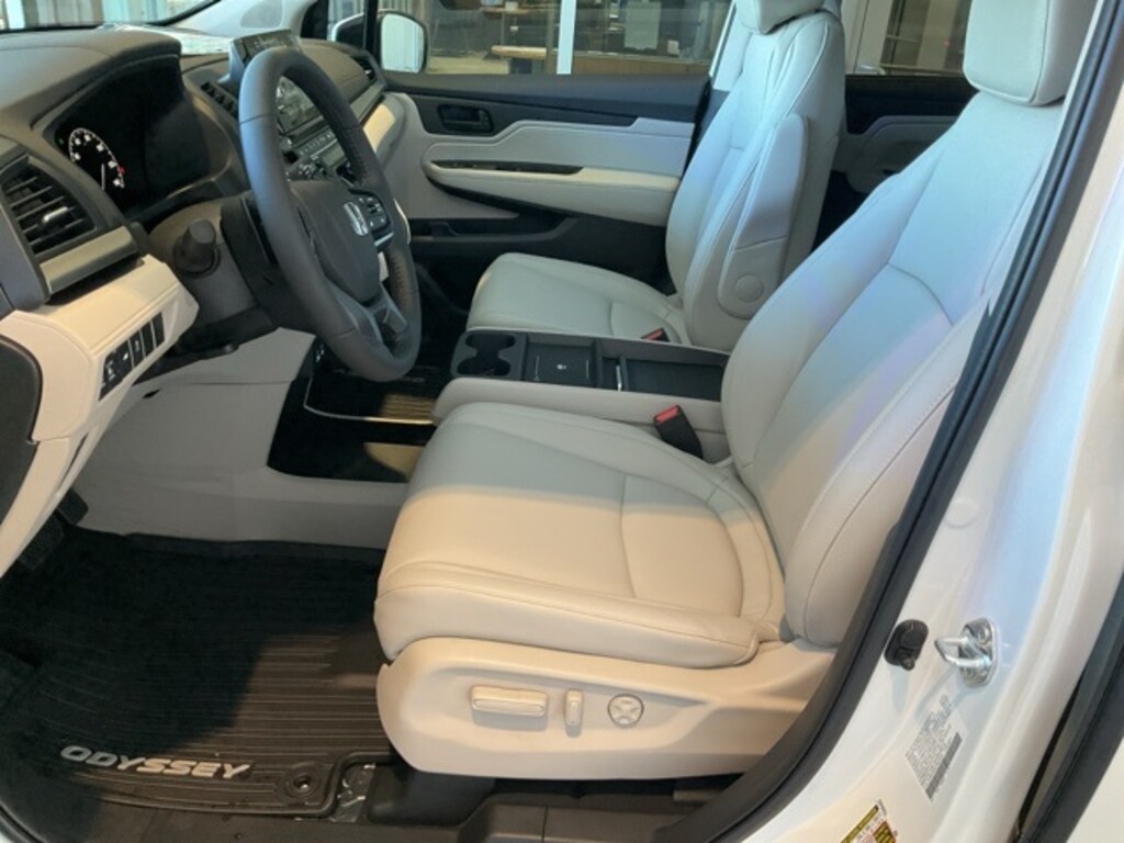 New 2026 Honda Odyssey EX-L Van Passenger