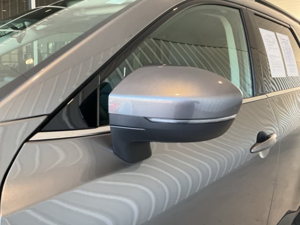 Used 2024 Nissan Pathfinder SV SUV