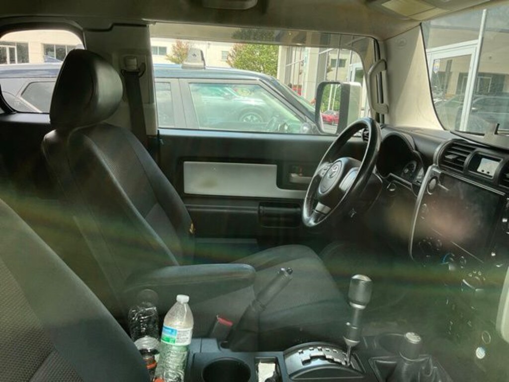 Used 2007 Toyota FJ Cruiser Base SUV
