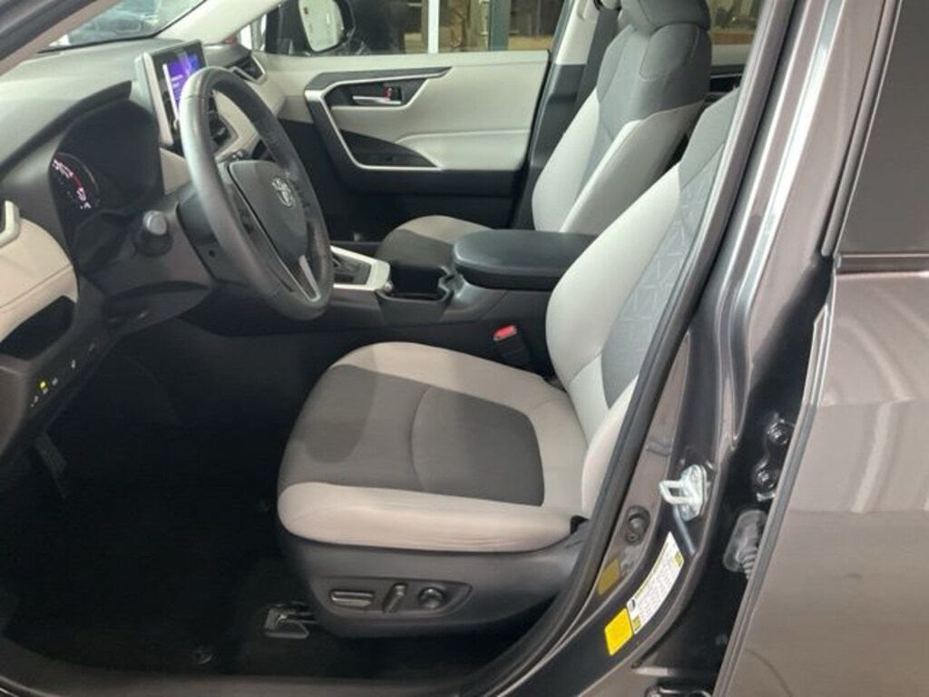 Used 2024 Toyota RAV4 XLE SUV