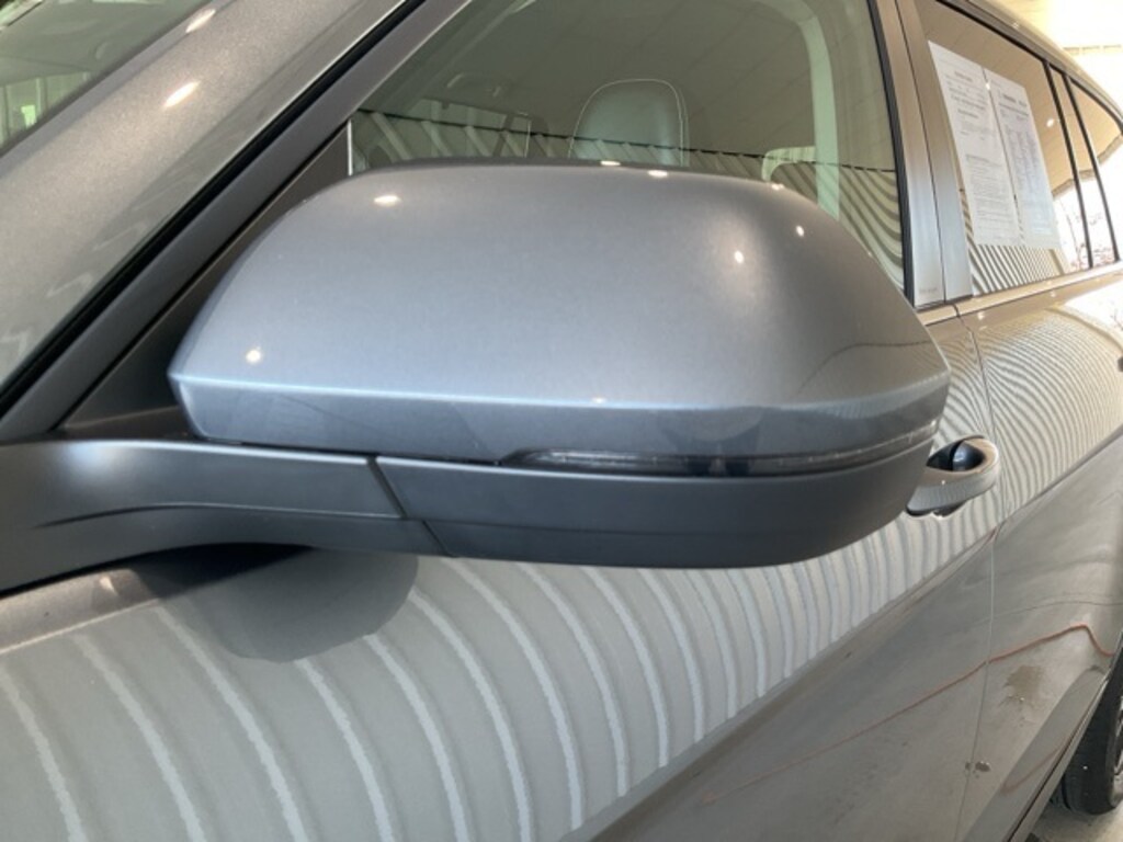 Used 2024 Volkswagen Atlas 2.0T SE w/Technology SUV