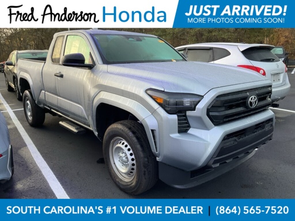 Used 2025 Toyota Tacoma SR Truck