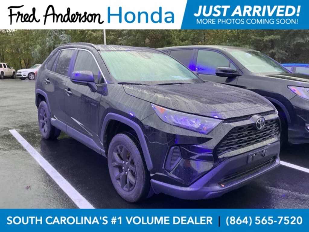 Used 2021 Toyota RAV4 LE SUV