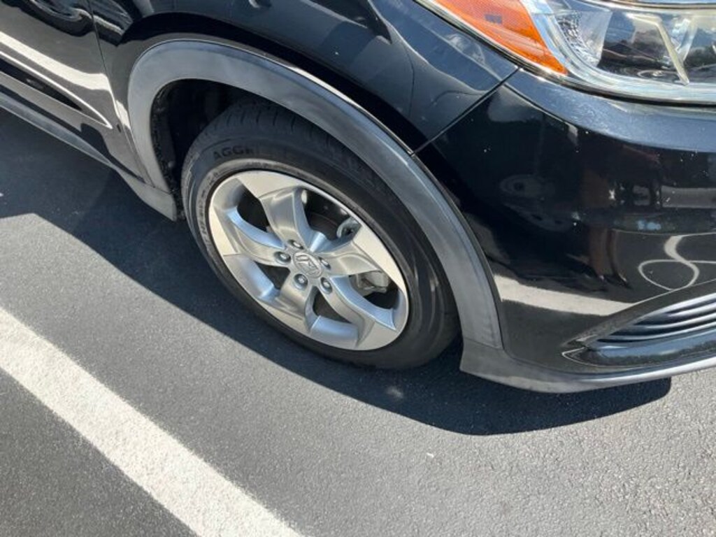 Used 2019 Honda HR-V LX AWD SUV