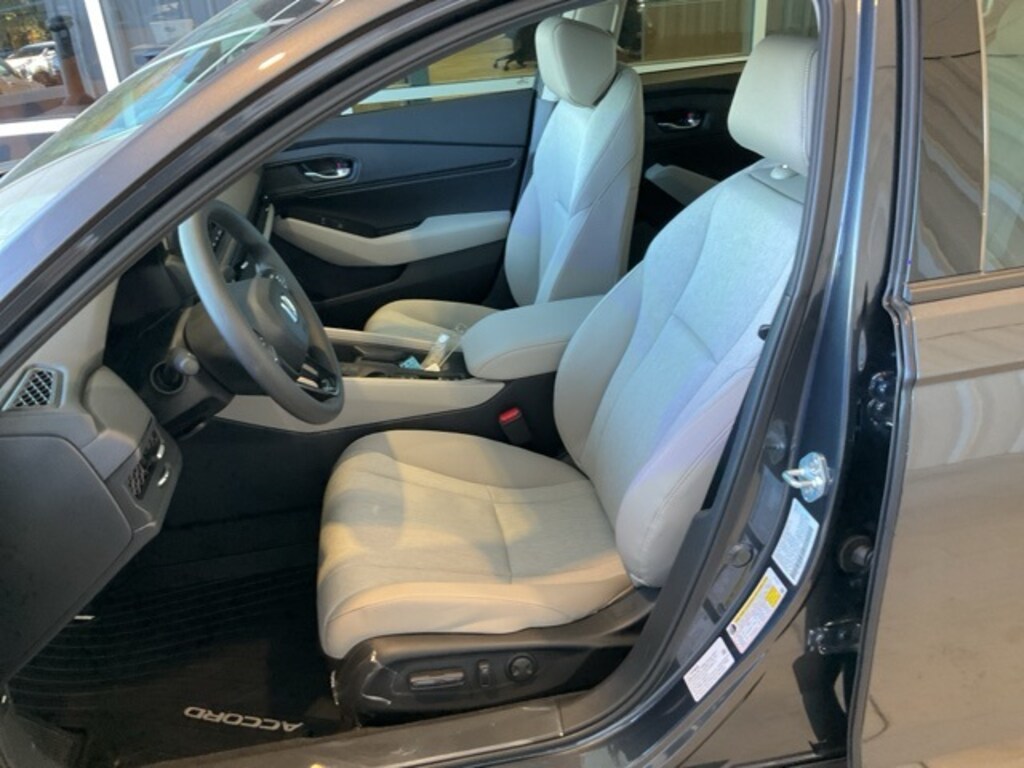 New 2025 Honda Accord SE Sedan