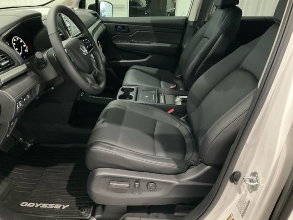 New 2026 Honda Odyssey EX-L Van Passenger
