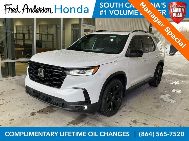 2025 Honda Pilot Black Edition's photo