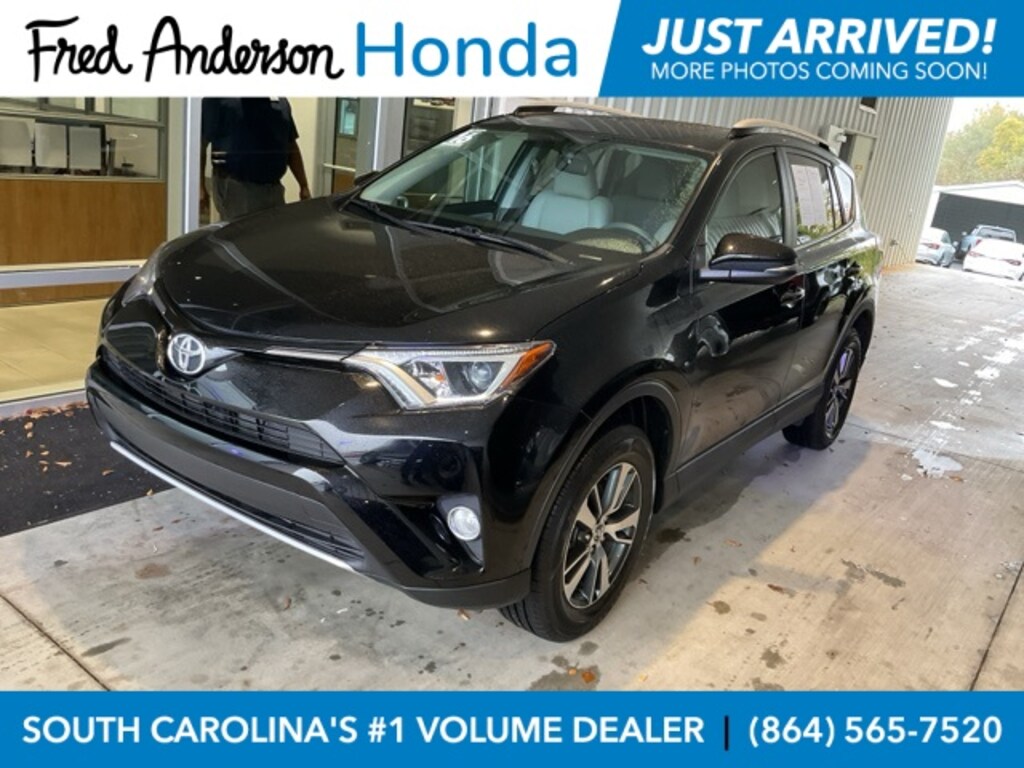 Used 2016 Toyota RAV4 XLE SUV