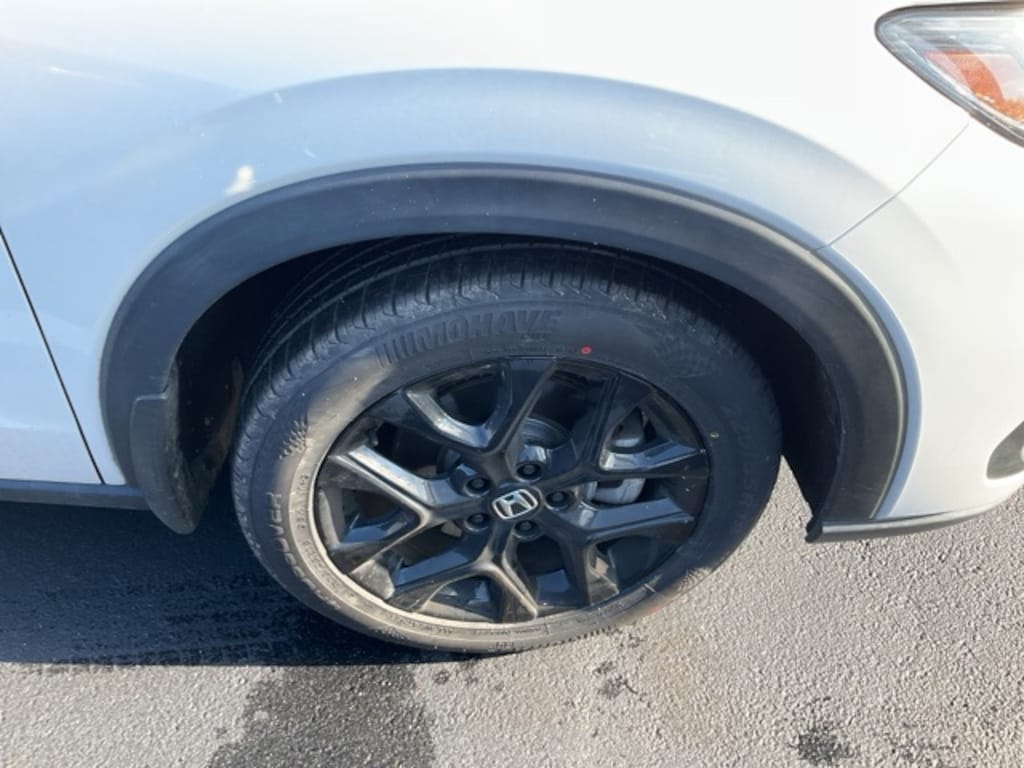 Used 2024 Honda HR-V Sport w/BSI SUV