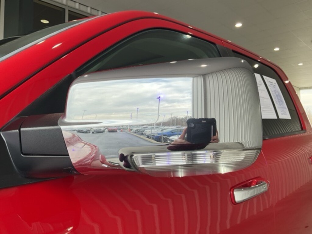 Used 2016 Ram 1500 Laramie Truck