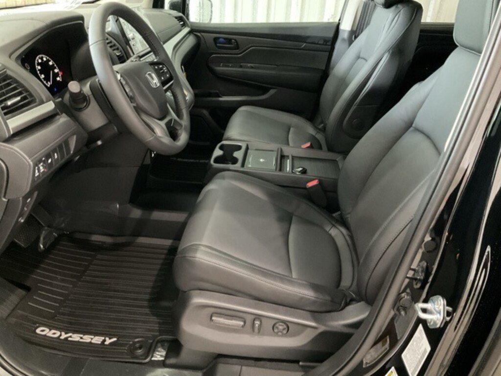 New 2026 Honda Odyssey EX-L Van Passenger