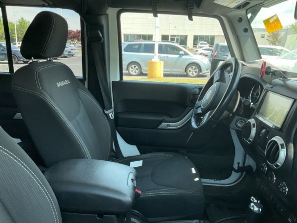 Used 2017 Jeep Wrangler JK Unlimited Sahara 4x4 SUV