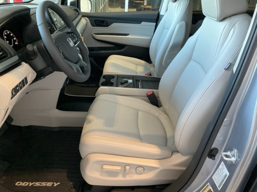 New 2026 Honda Odyssey EX-L Van Passenger