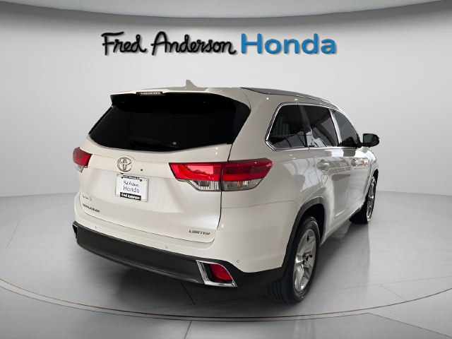 Used 2019 Toyota Highlander Limited V6 SUV