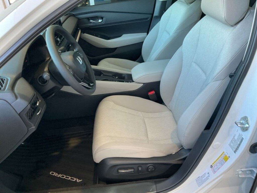 New 2025 Honda Accord SE Sedan