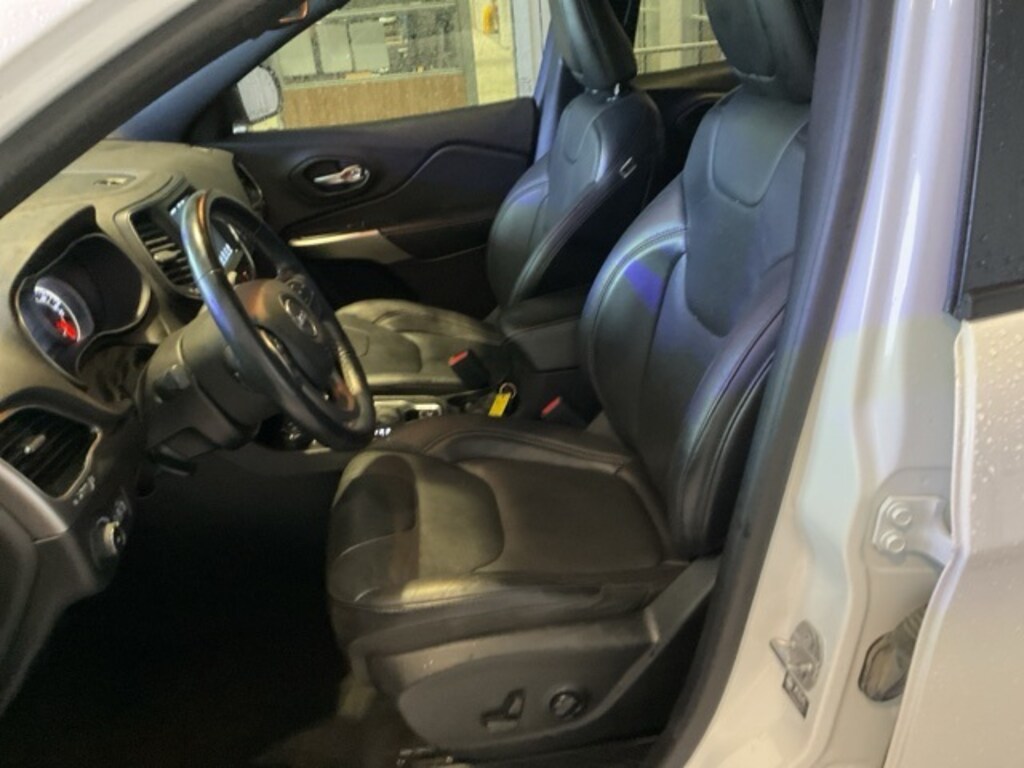 Used 2021 Jeep Cherokee Latitude Lux SUV