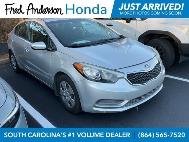 2016 Kia Forte LX's photo