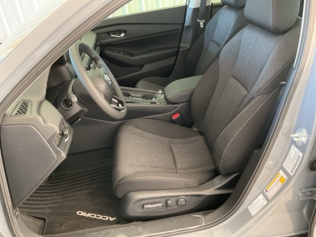 New 2025 Honda Accord SE Sedan