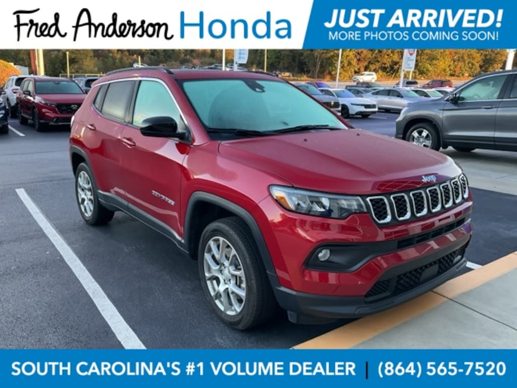 Used 2024 Jeep Compass Latitude Lux SUV