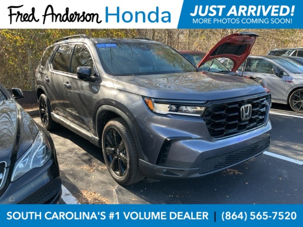 Used 2025 Honda Pilot Black Edition SUV