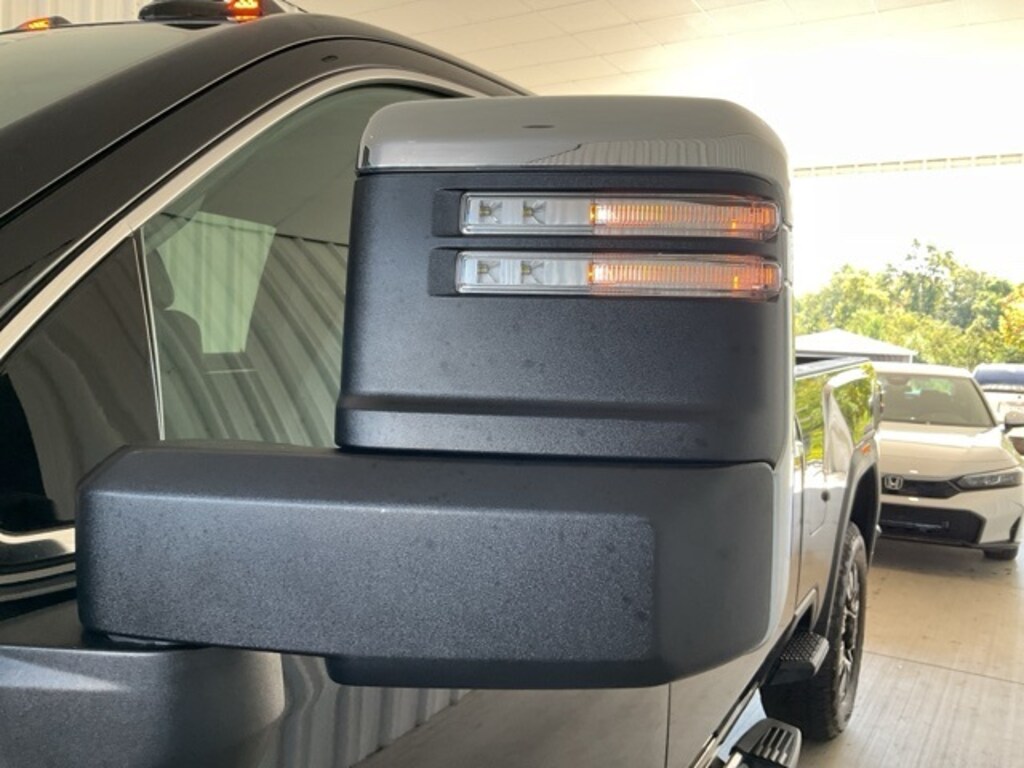 Used 2024 GMC Sierra 2500 HD Denali Truck