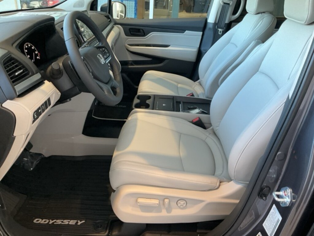 New 2026 Honda Odyssey EX-L Van Passenger