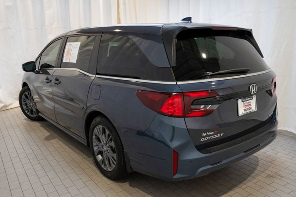 Used 2025 Honda Odyssey Touring Minivan/Van