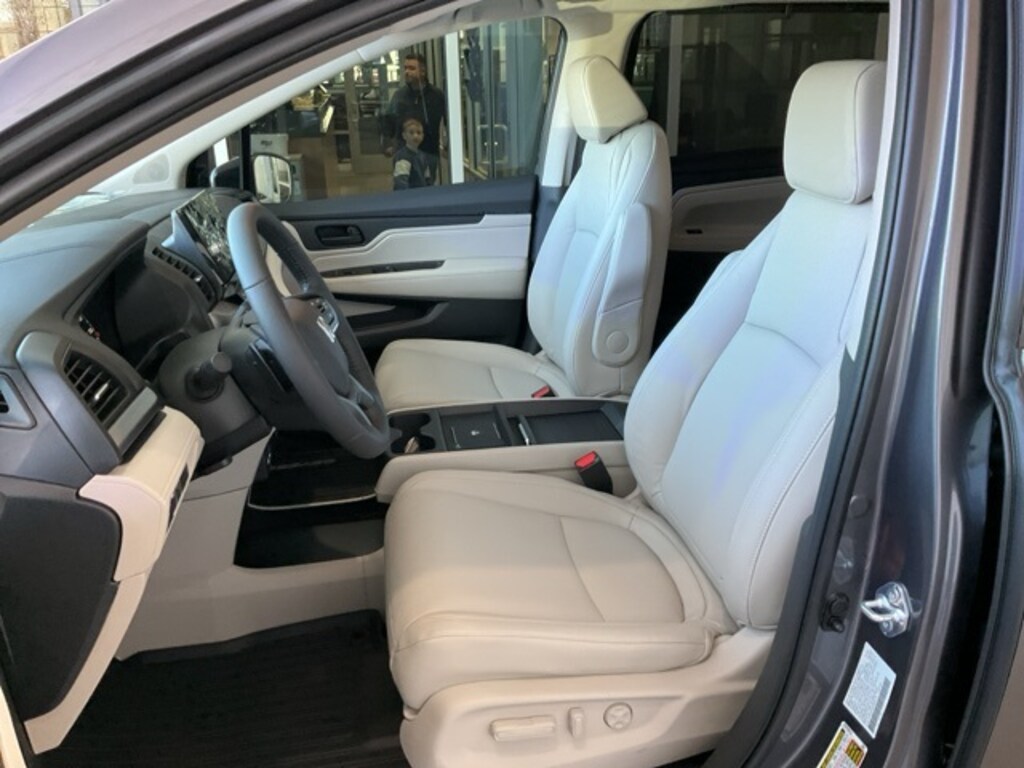 New 2026 Honda Odyssey EX-L Van Passenger