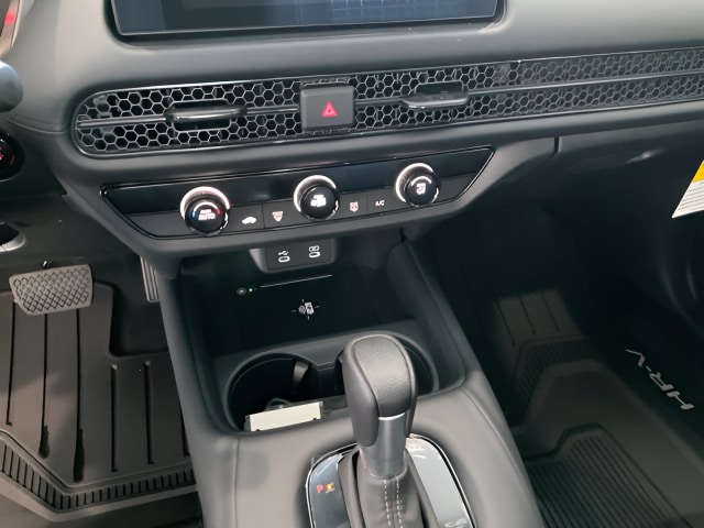2027 Honda HR-V LX - Photo 13