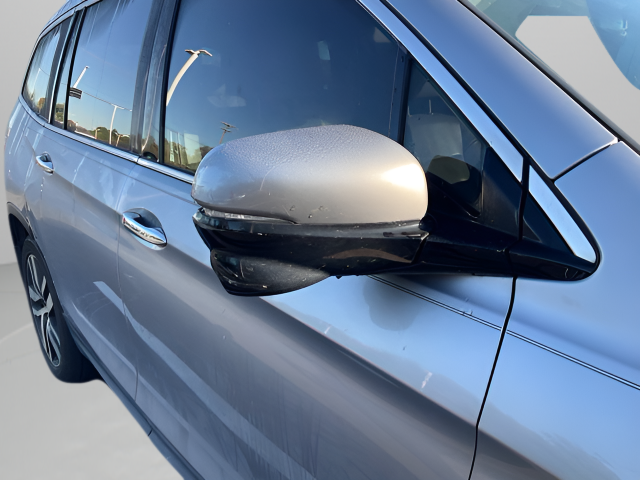 Used 2016 Honda Pilot Touring FWD SUV