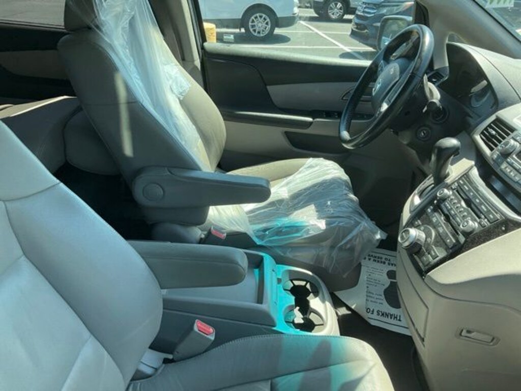 Used 2013 Honda Odyssey Touring Minivan/Van