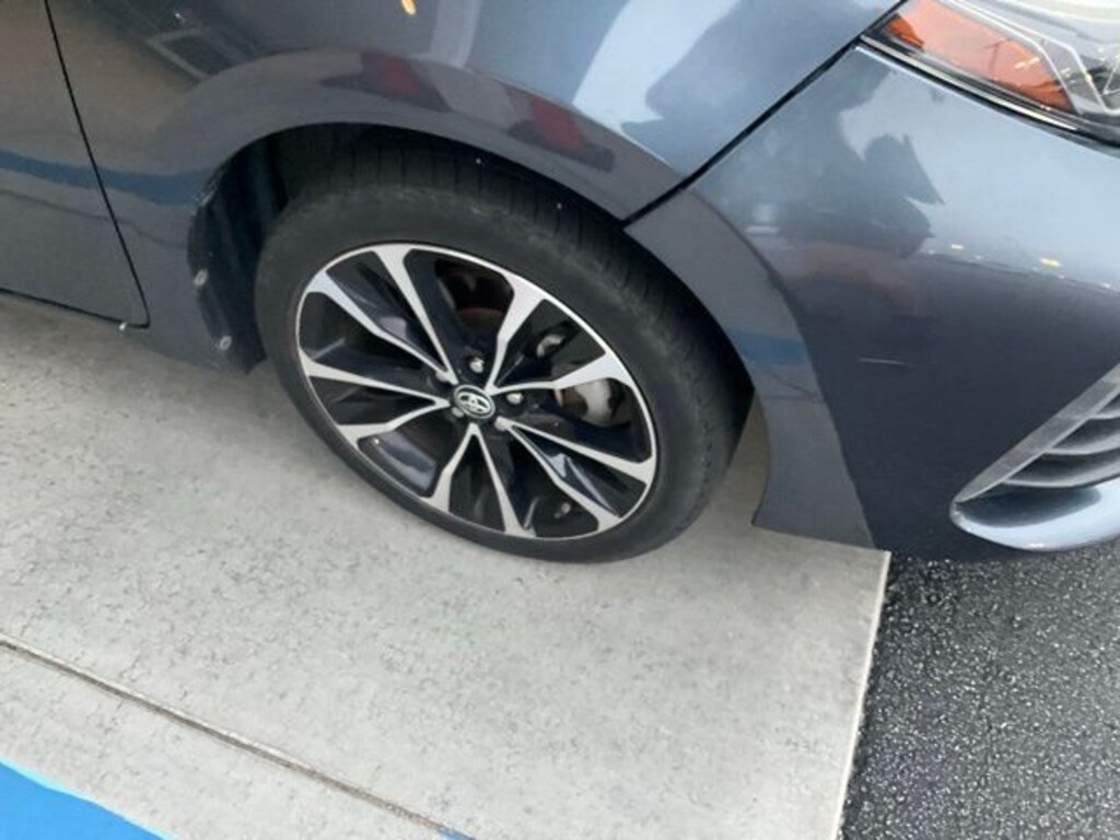 Used 2019 Toyota Corolla SE Sedan