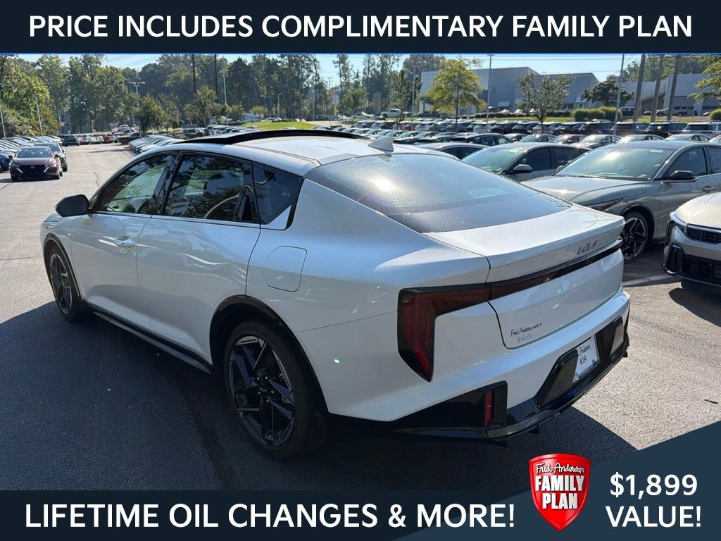 New 2026 Kia K4 GT-Line Sedan