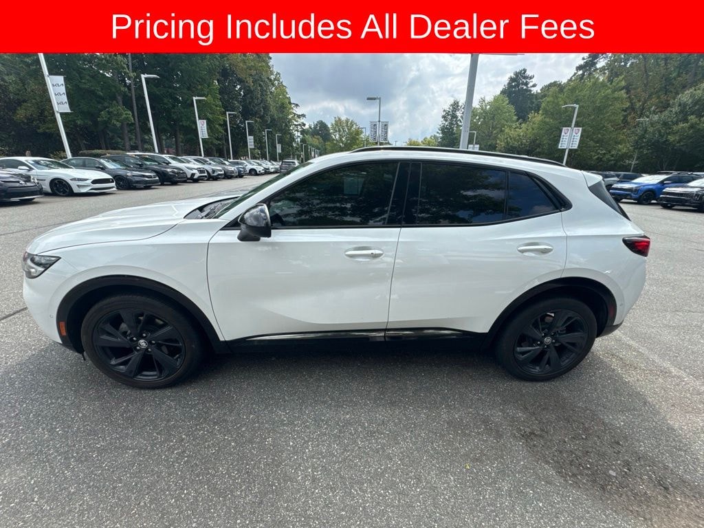 Used 2022 Buick Envision Essence SUV