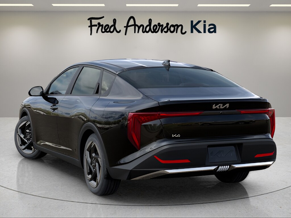 2025 Kia K4 EX photo 4