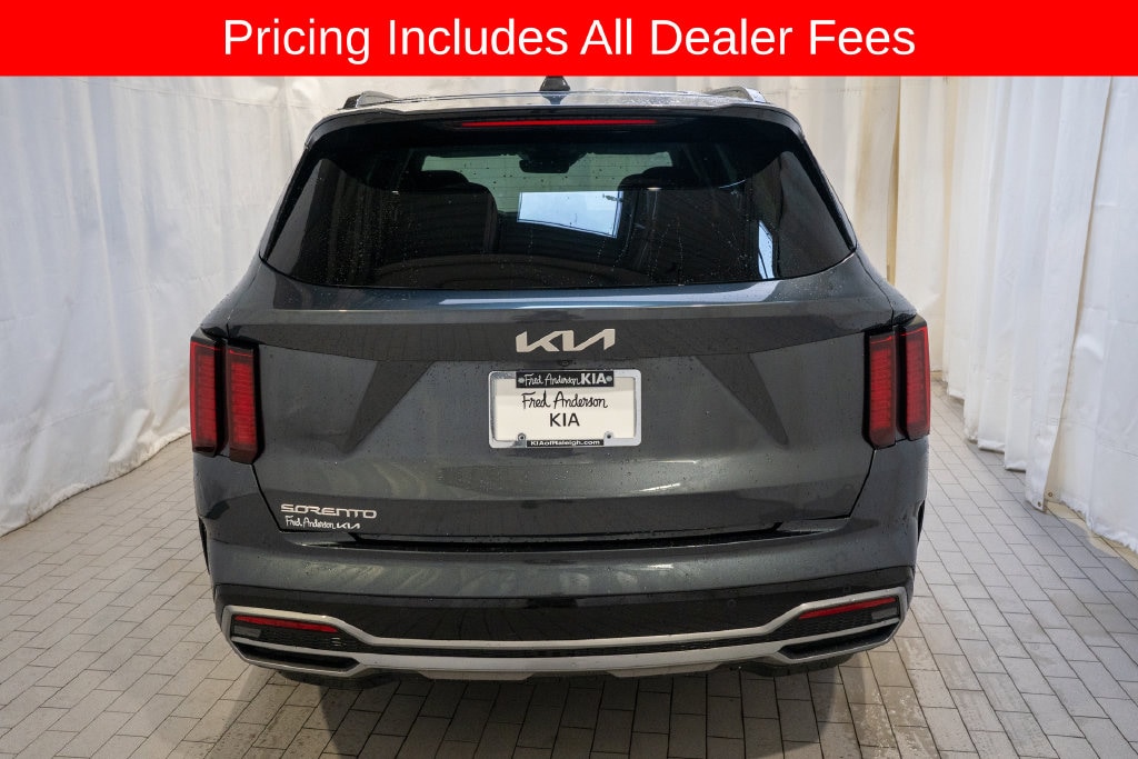 Used 2023 Kia Sorento S SUV