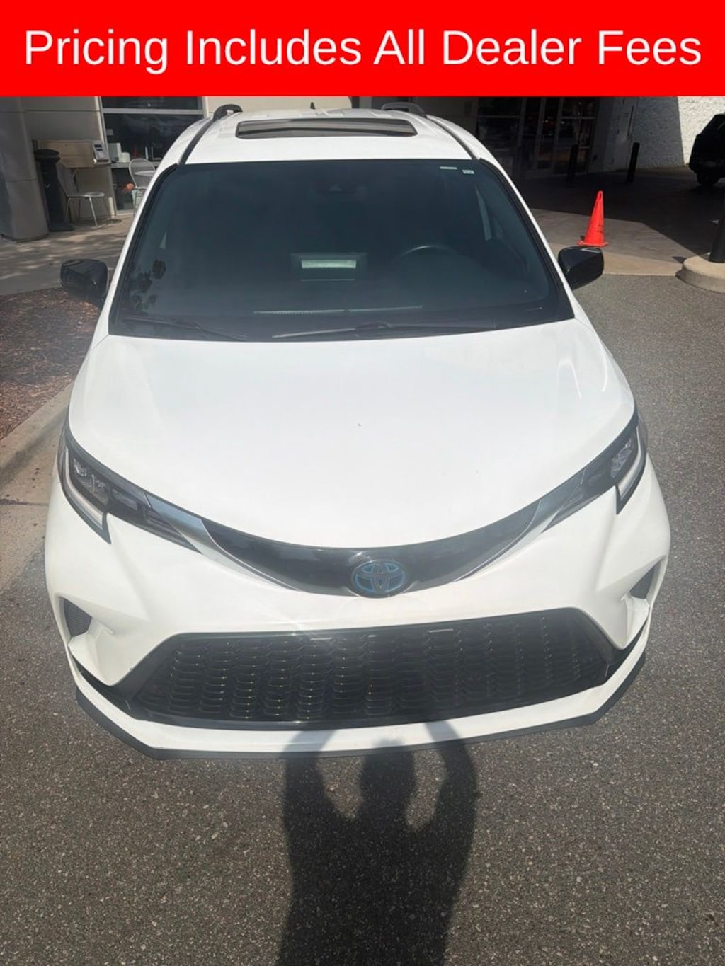 Used 2021 Toyota Sienna XSE Minivan/Van