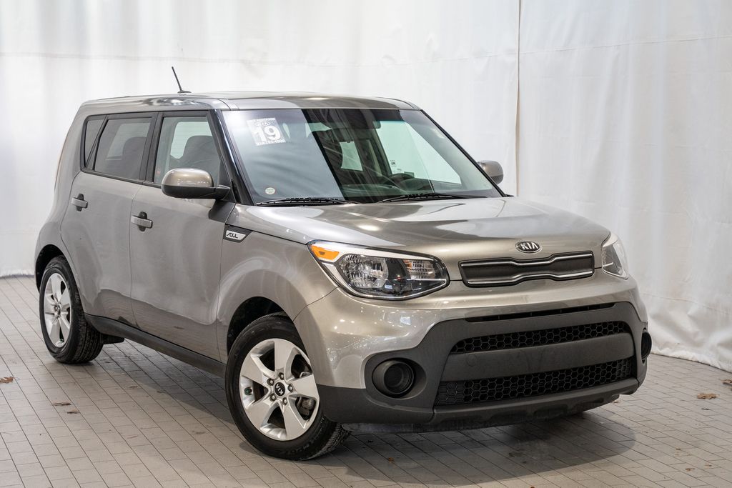 2019 Kia Soul Base's photo