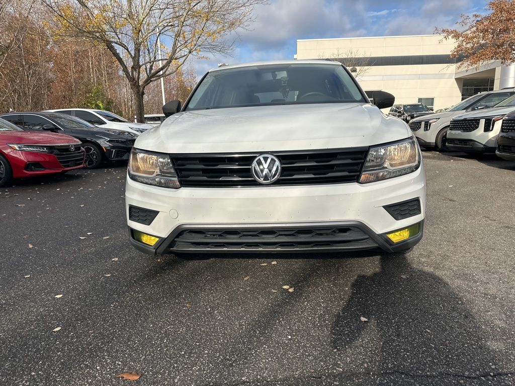 2018 Volkswagen Tiguan S photo 2
