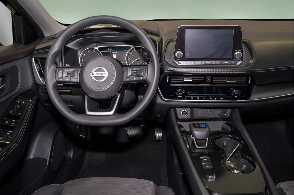 2021 Nissan Rogue SV photo 2