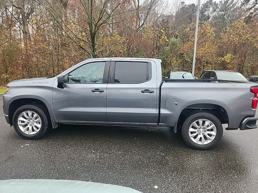 2021 Chevrolet Silverado 1500 Custom photo 3