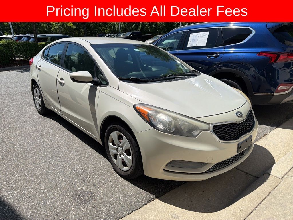 2014 Kia Forte LX AT's photo