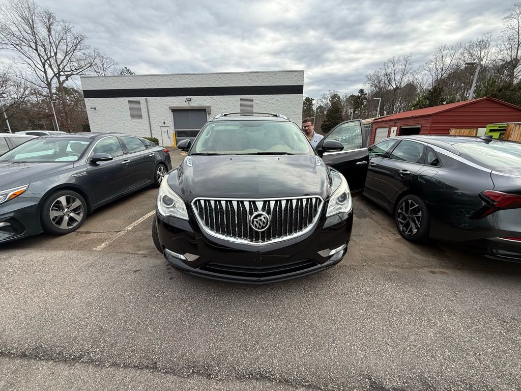 2016 Buick Enclave Leather's photo