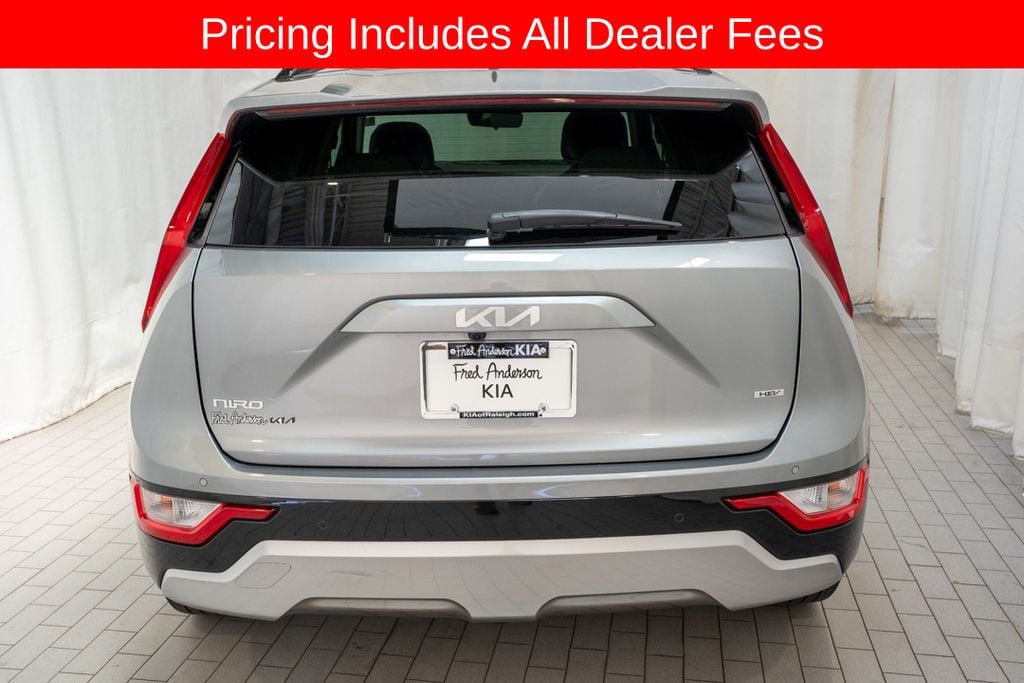 Certified 2025 Kia Niro EX Touring SUV