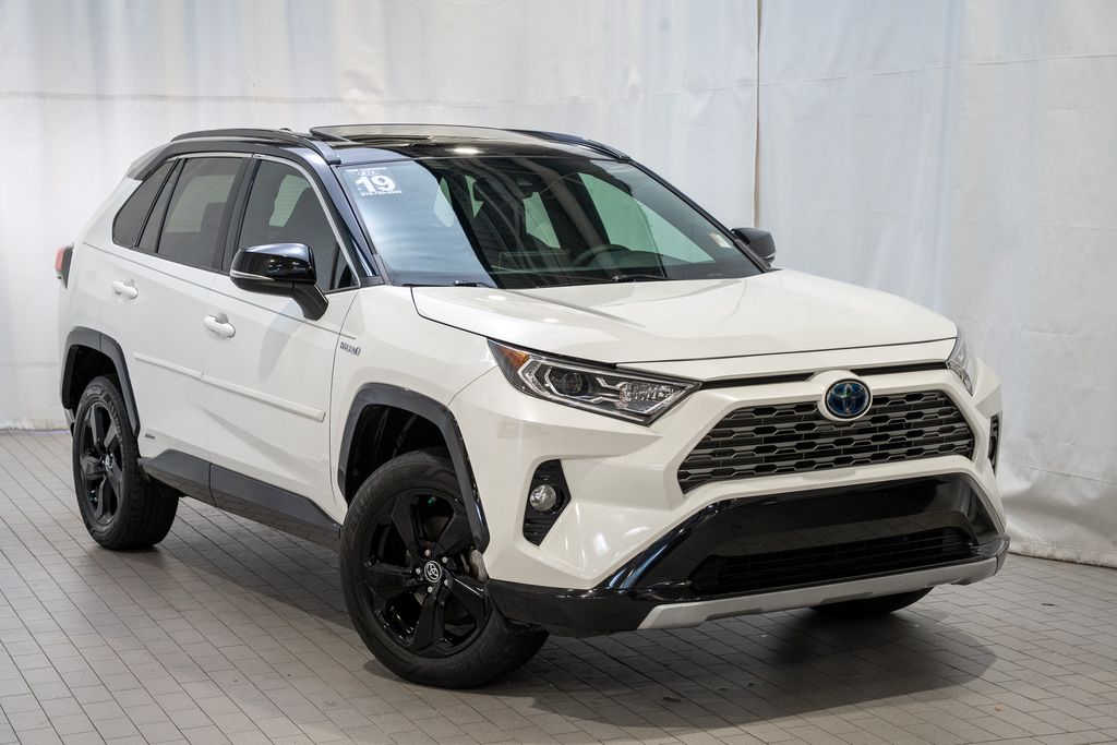 2019 Toyota RAV4 Hybrid SUV 