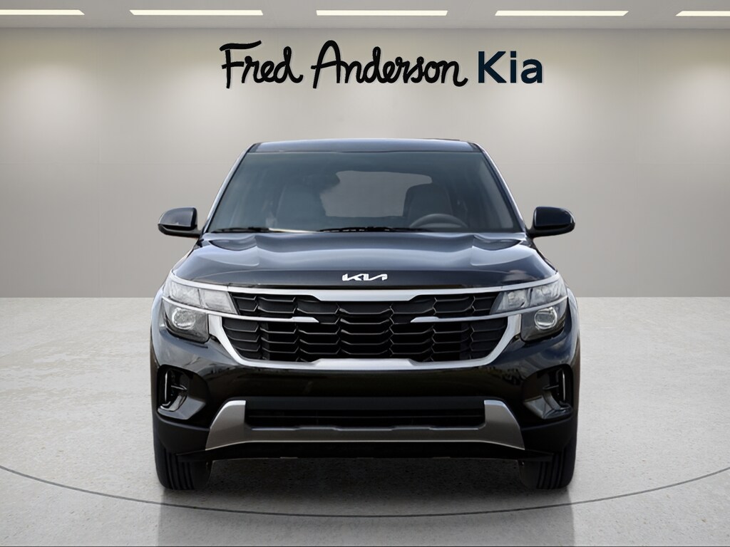 2026 Kia Seltos LX photo 2