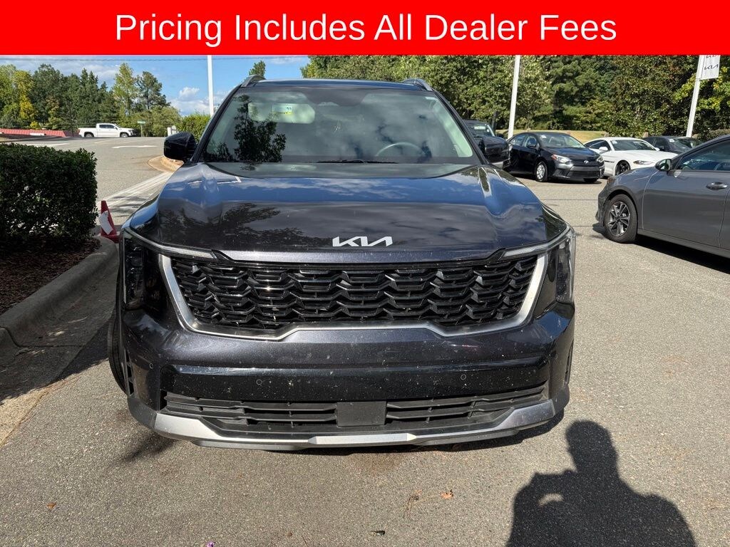Used 2025 Kia Sorento S SUV